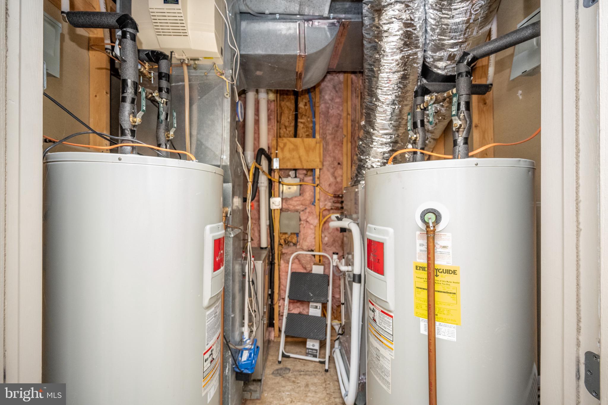 SILVER TREE LANDING - Residential