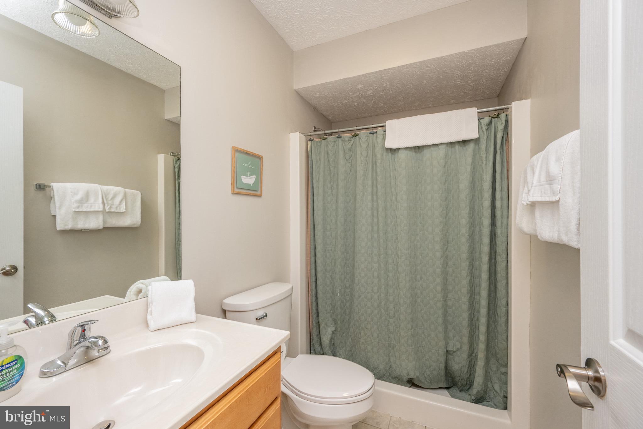 SILVER TREE LANDING - Residential