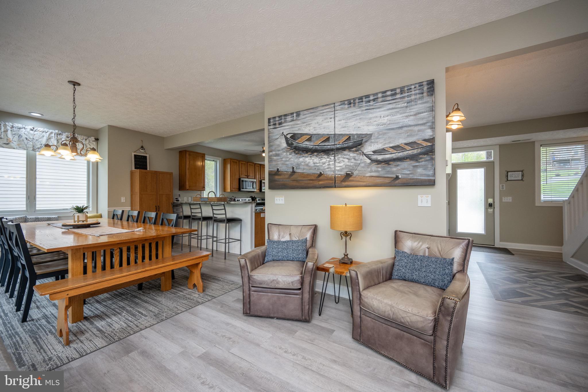 SILVER TREE LANDING - Residential