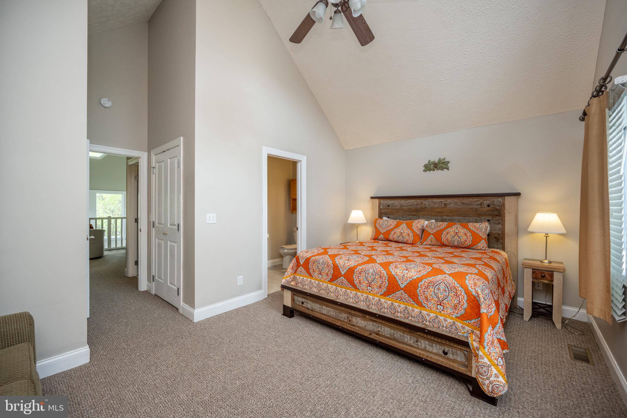 SILVER TREE LANDING - Residential