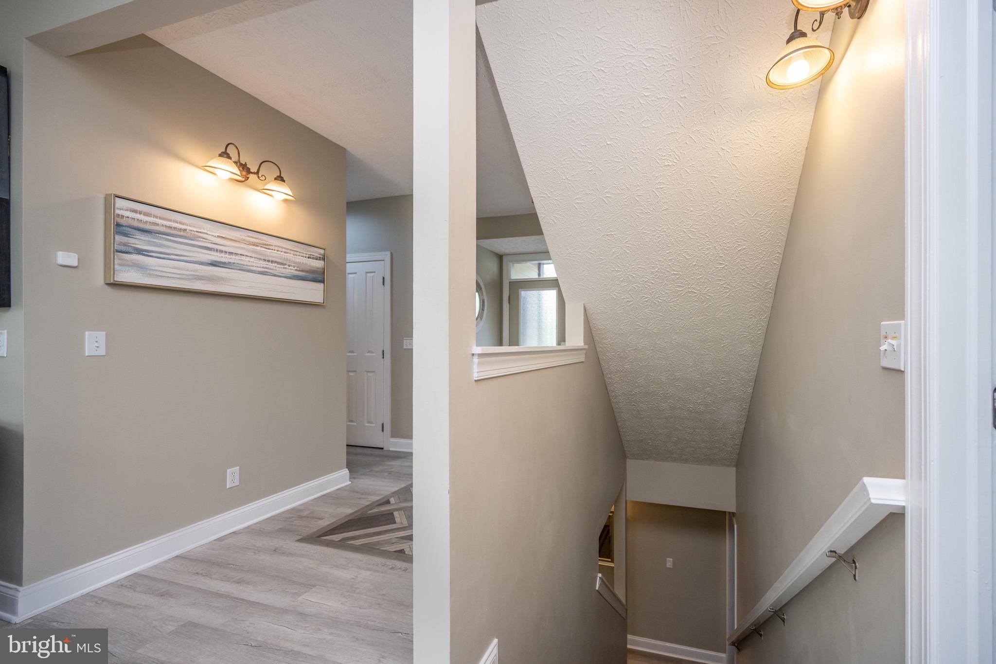 SILVER TREE LANDING - Residential