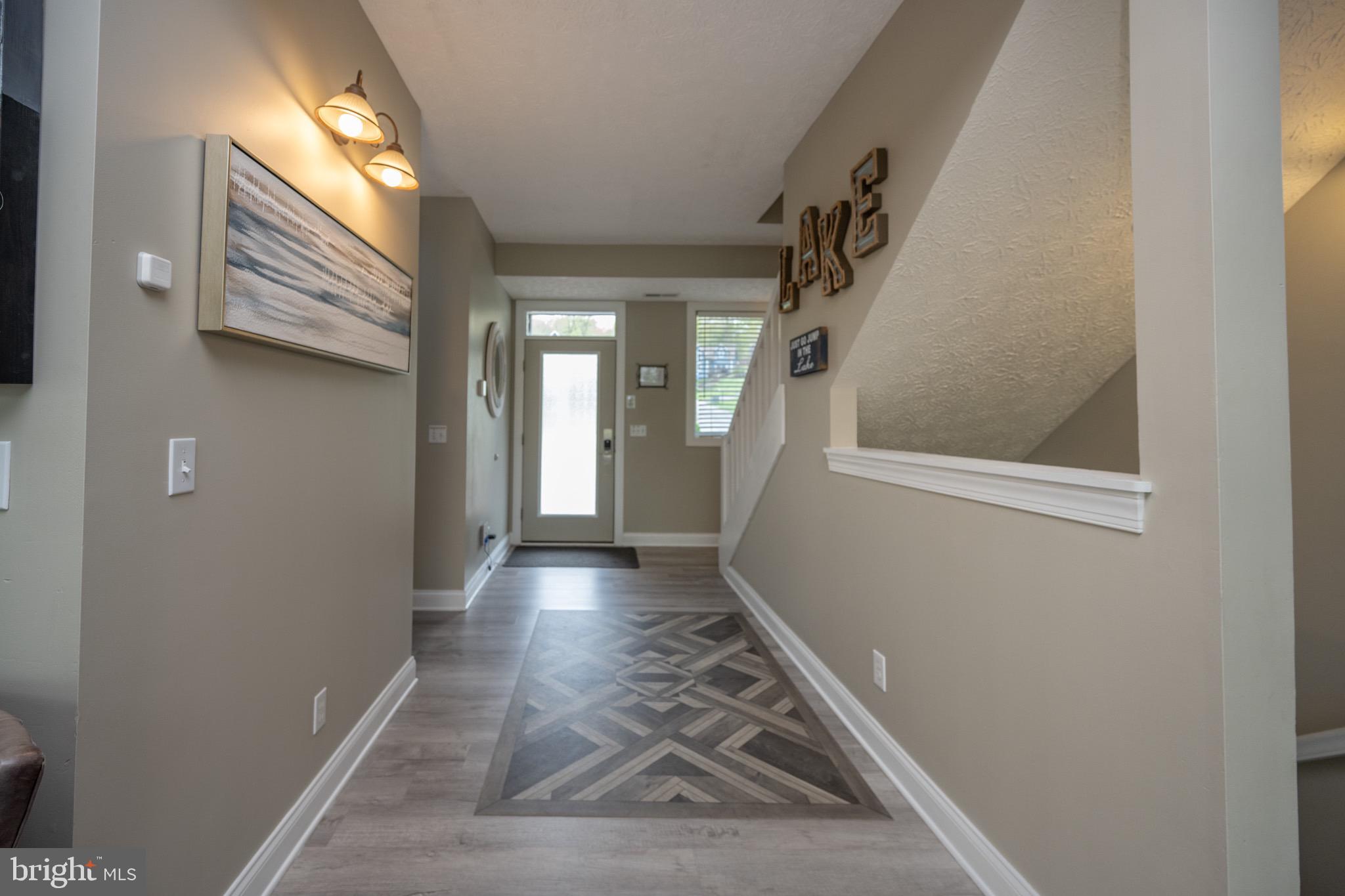 SILVER TREE LANDING - Residential