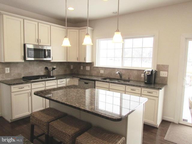 WOODMAR FARM HAMLET - Residential