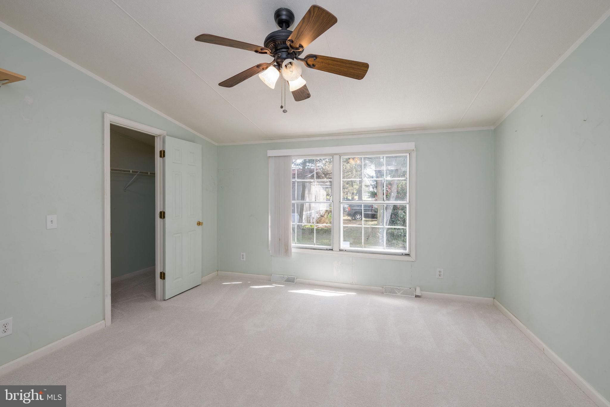 WHITE HOUSE BEACH - Residential