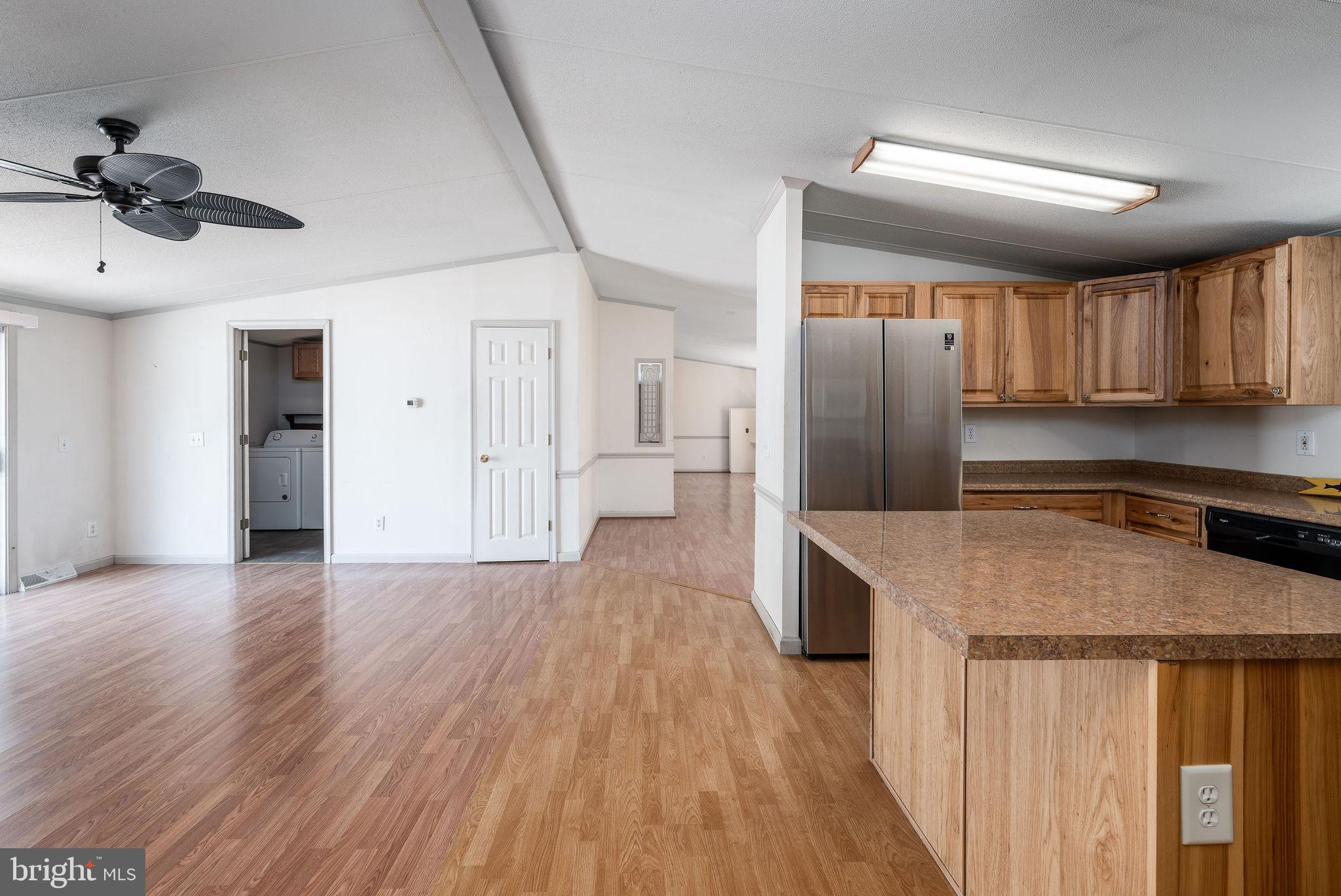 WHITE HOUSE BEACH - Residential