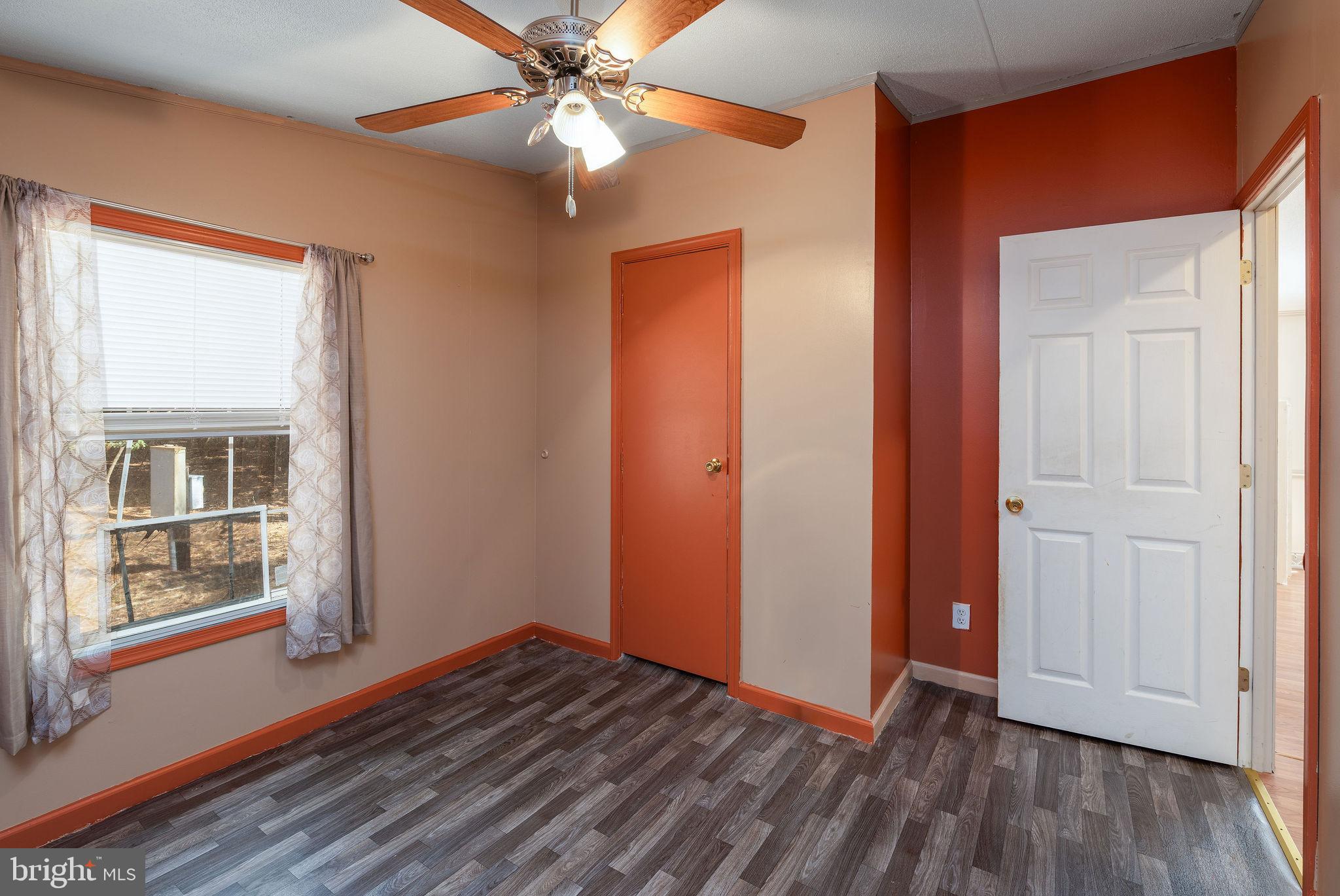 WHITE HOUSE BEACH - Residential