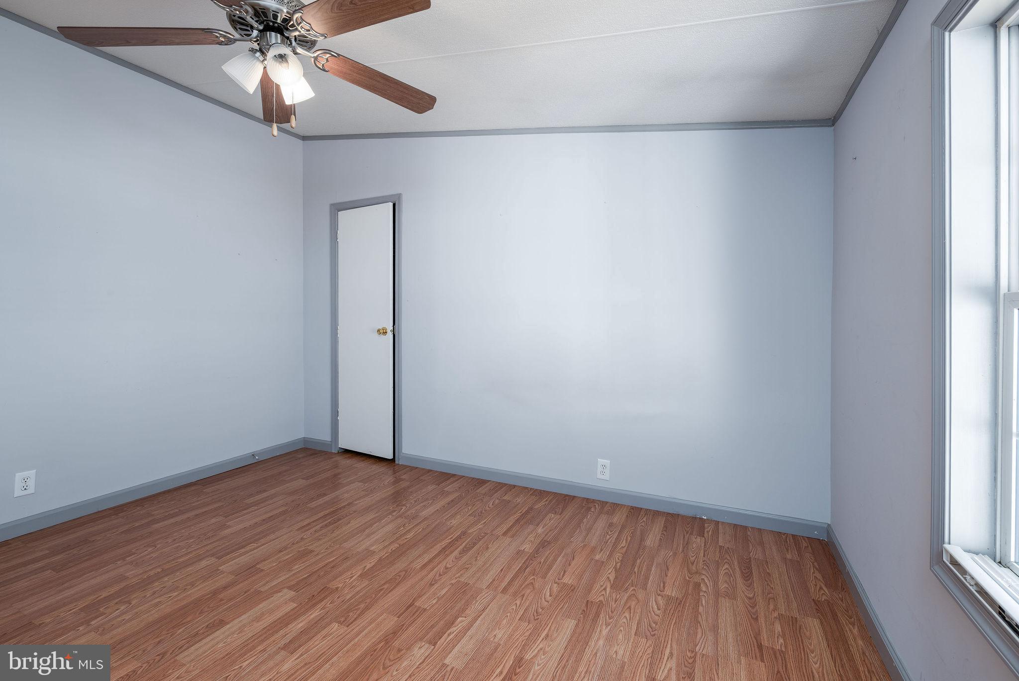 WHITE HOUSE BEACH - Residential