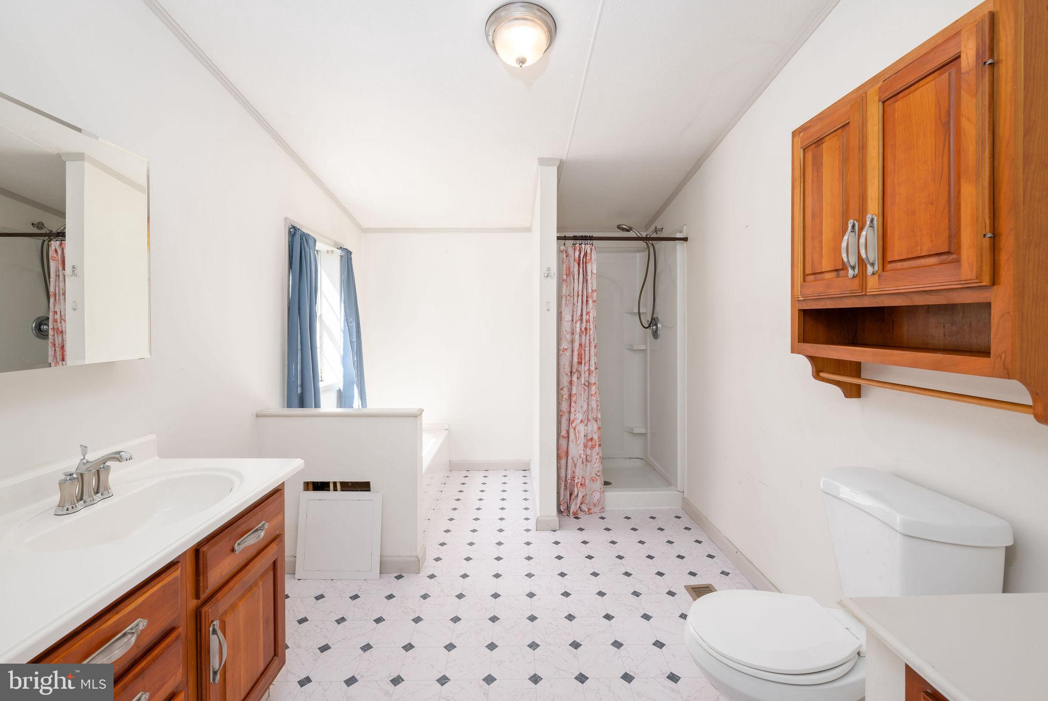 WHITE HOUSE BEACH - Residential