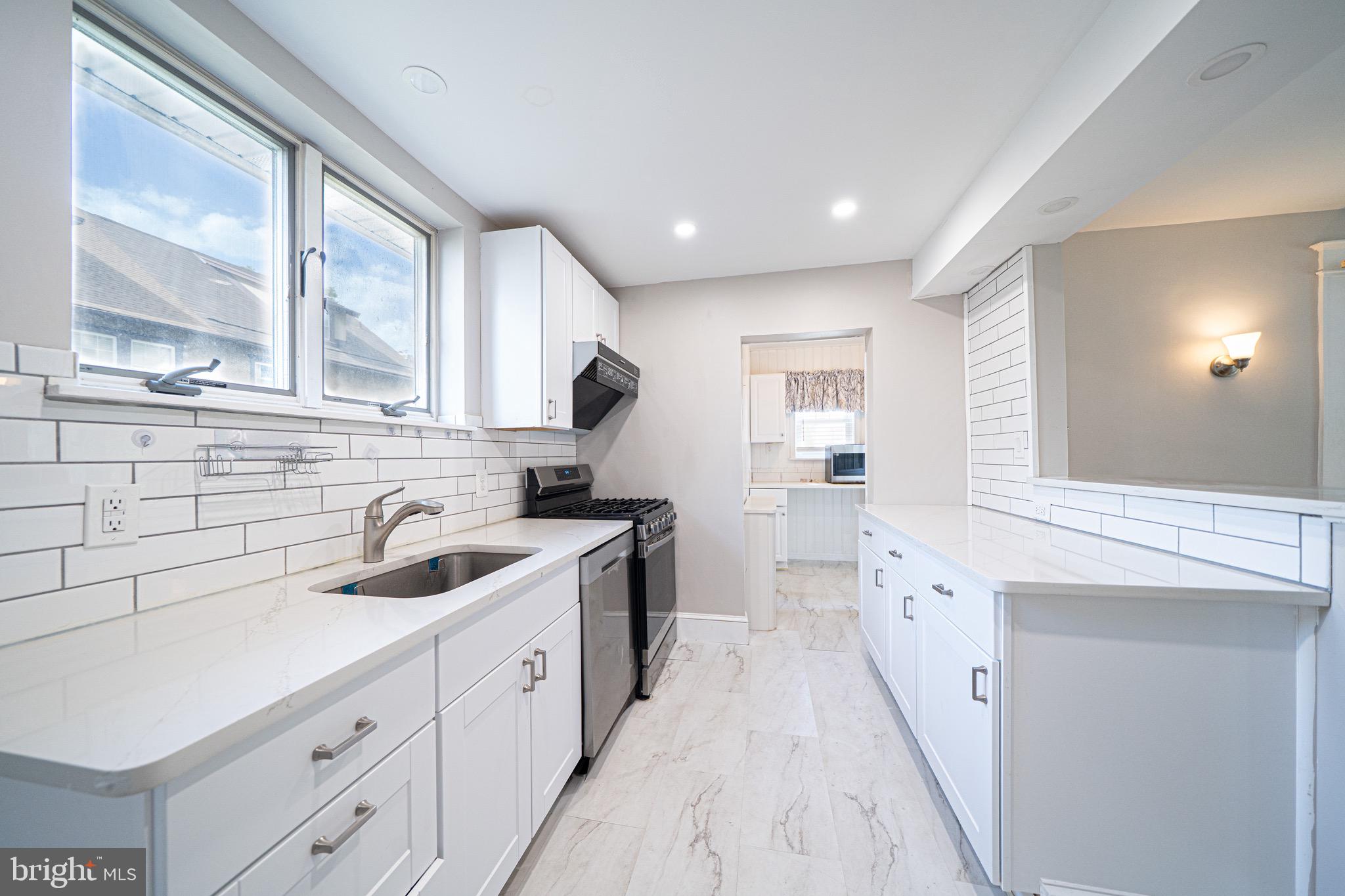 MANOA - Residential