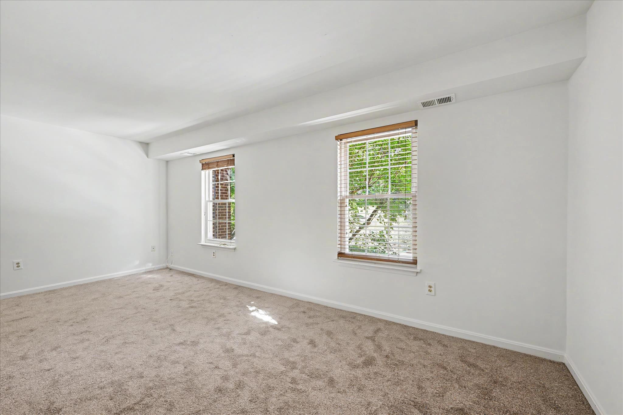 1410 GREENDALE COURT 2-1410