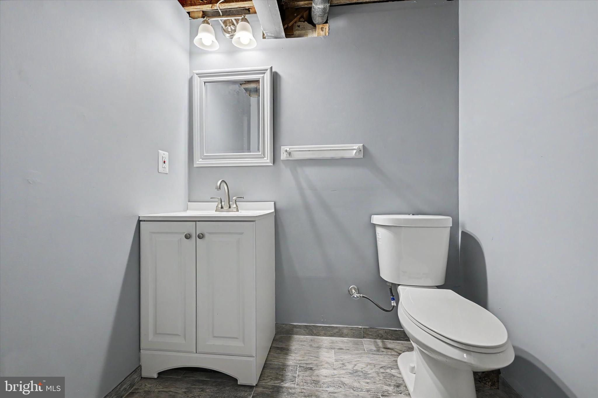 YORK MANOR - Residential