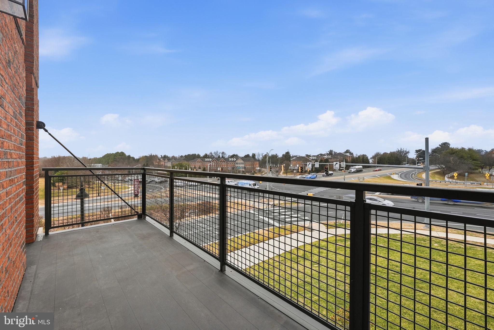 CROWN FARM - Residential