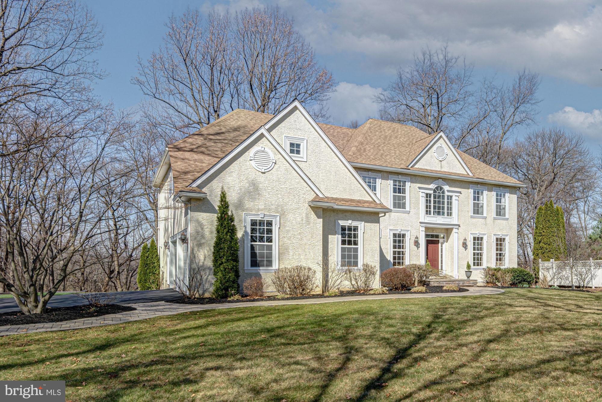 MEADOWCROFT KNOLL - Residential