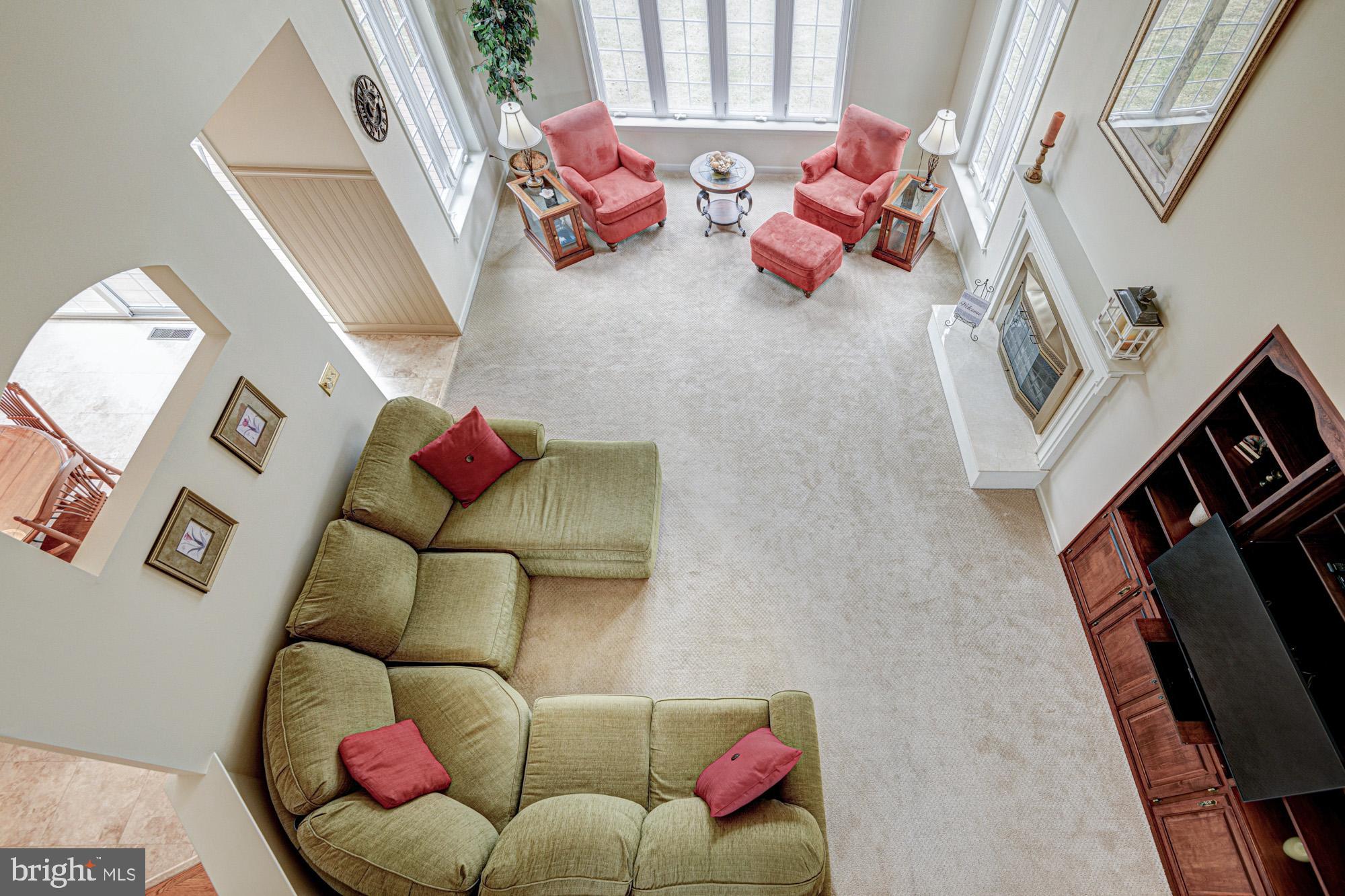 MEADOWCROFT KNOLL - Residential