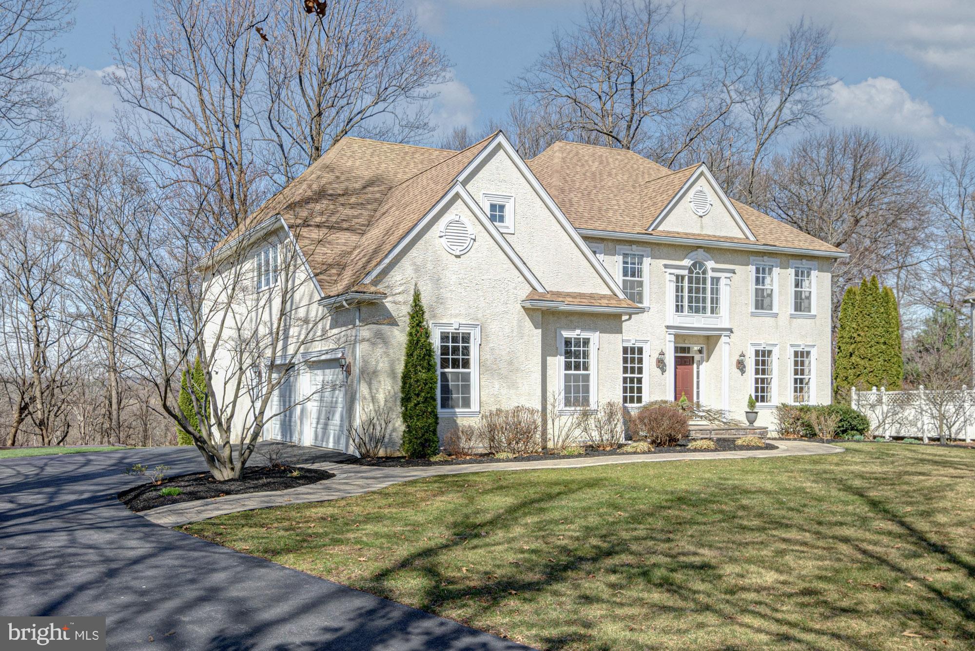 MEADOWCROFT KNOLL - Residential