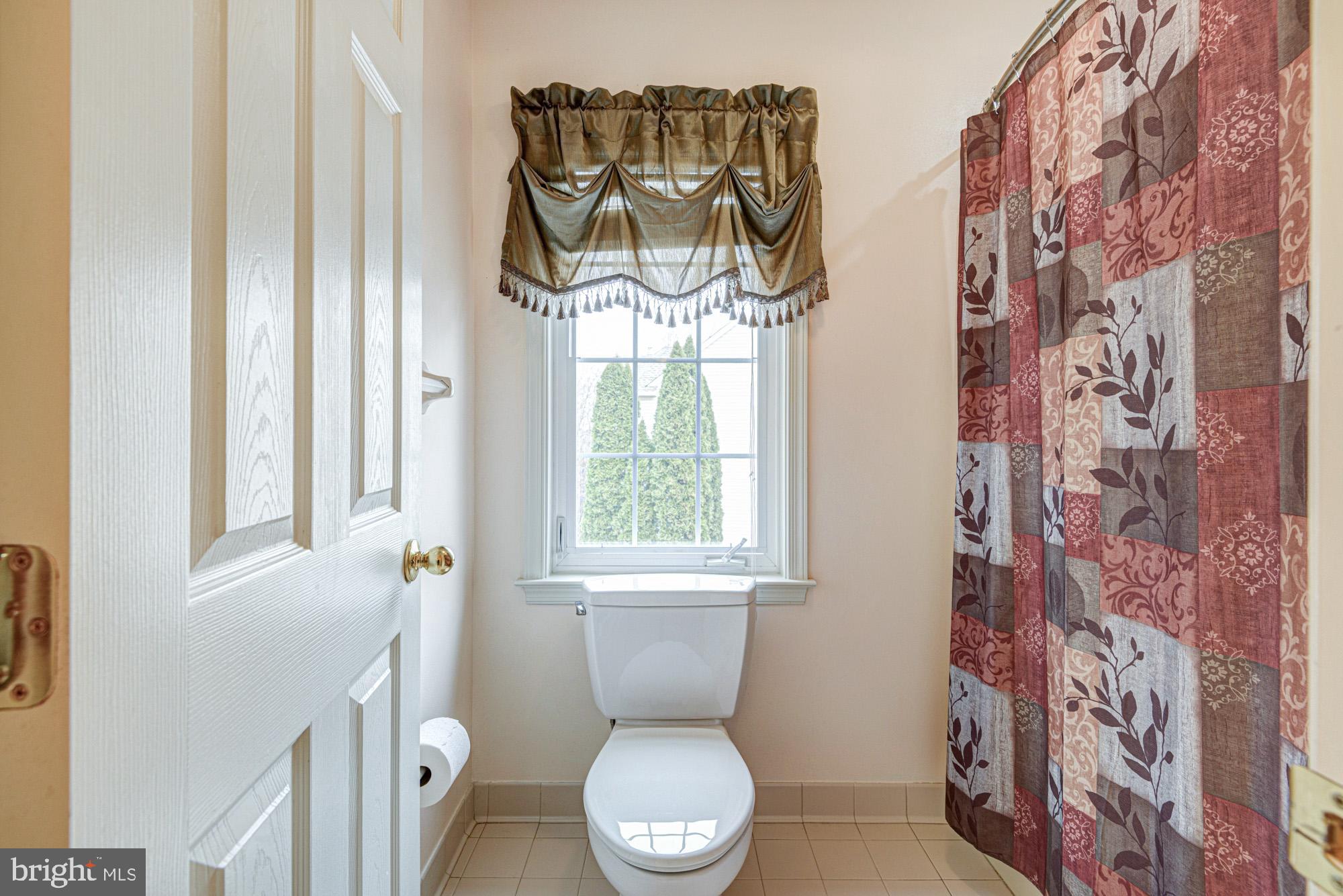 MEADOWCROFT KNOLL - Residential