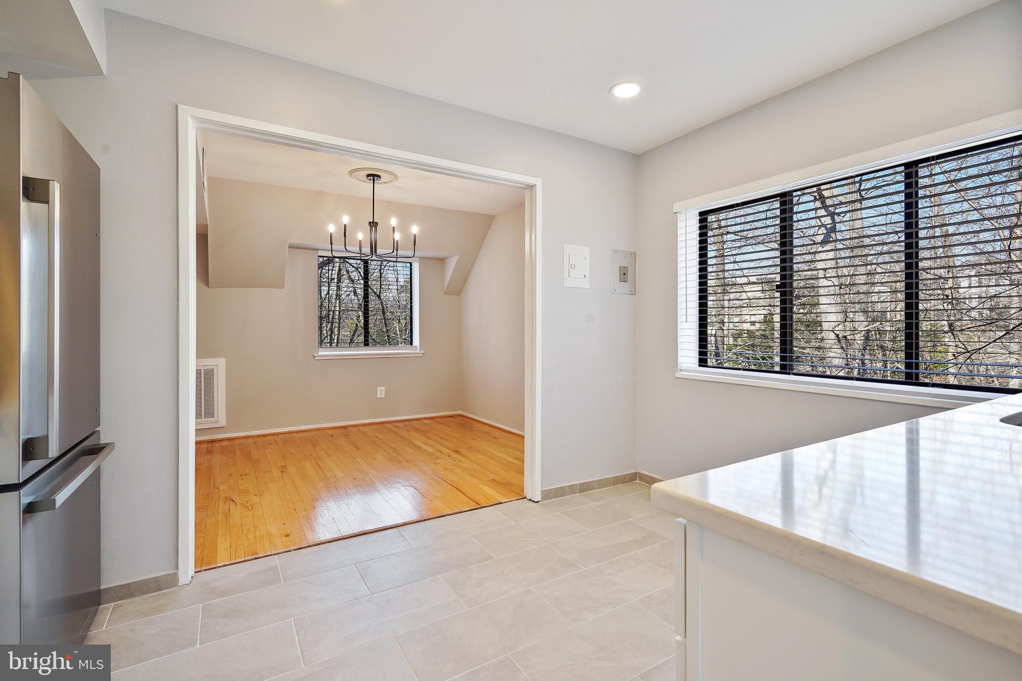 BENTANA PARK - Residential