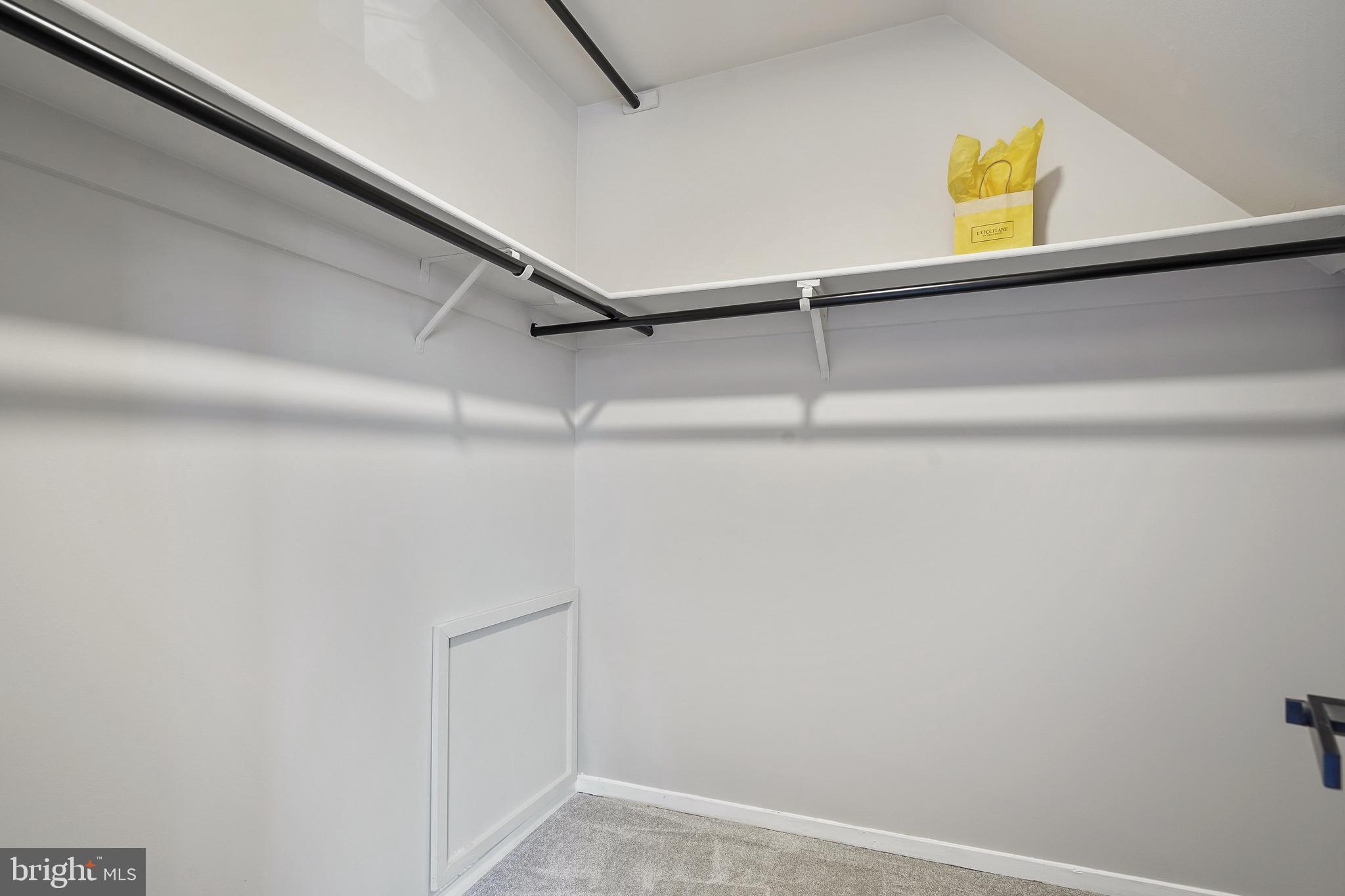 BENTANA PARK - Residential