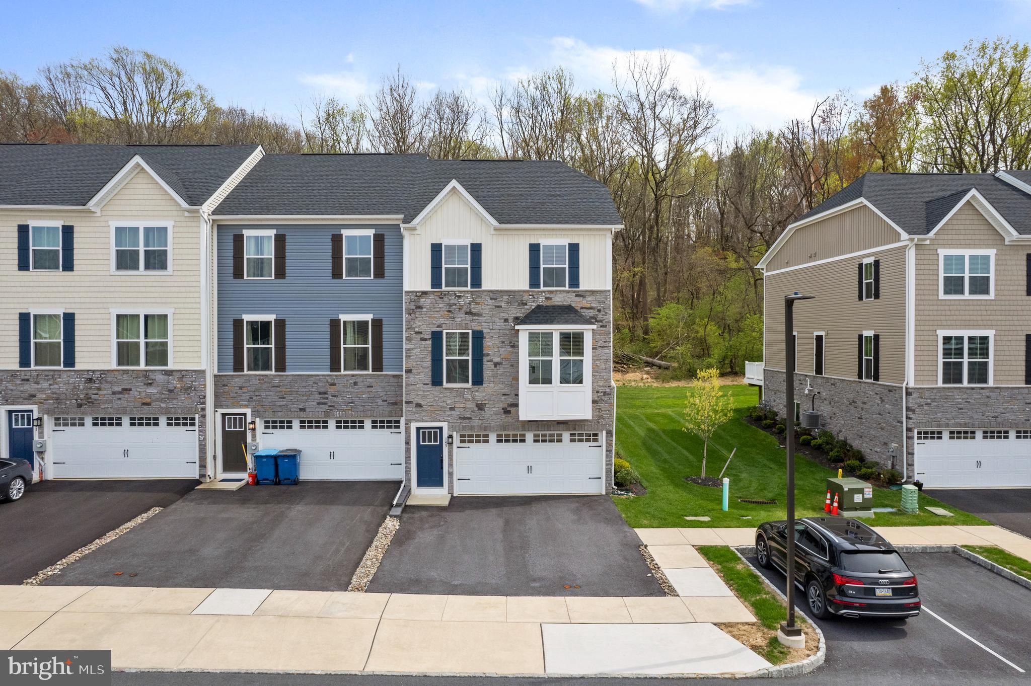 145 ARDEN WAY