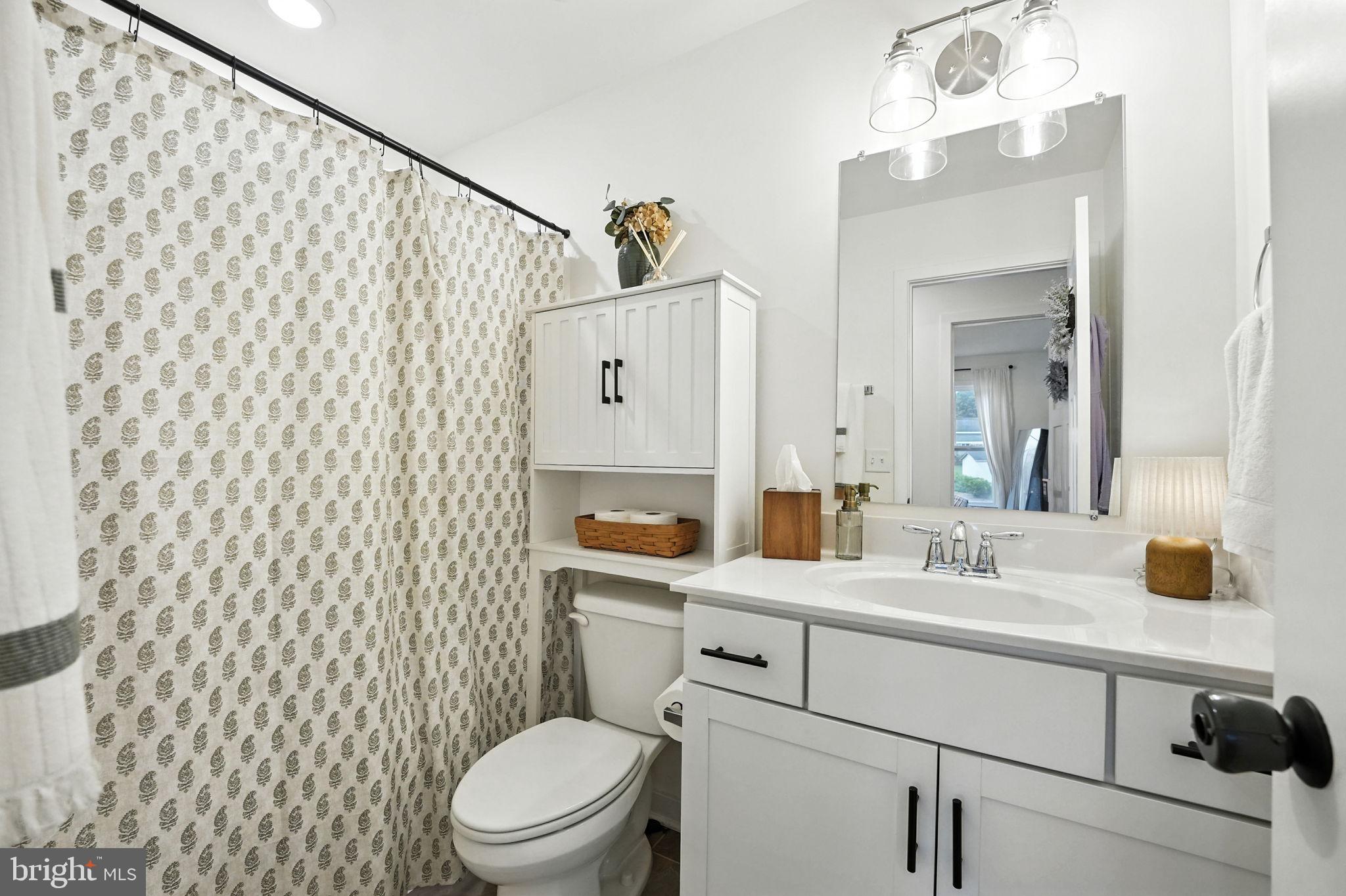 LAKE ARROWHEAD - Residential