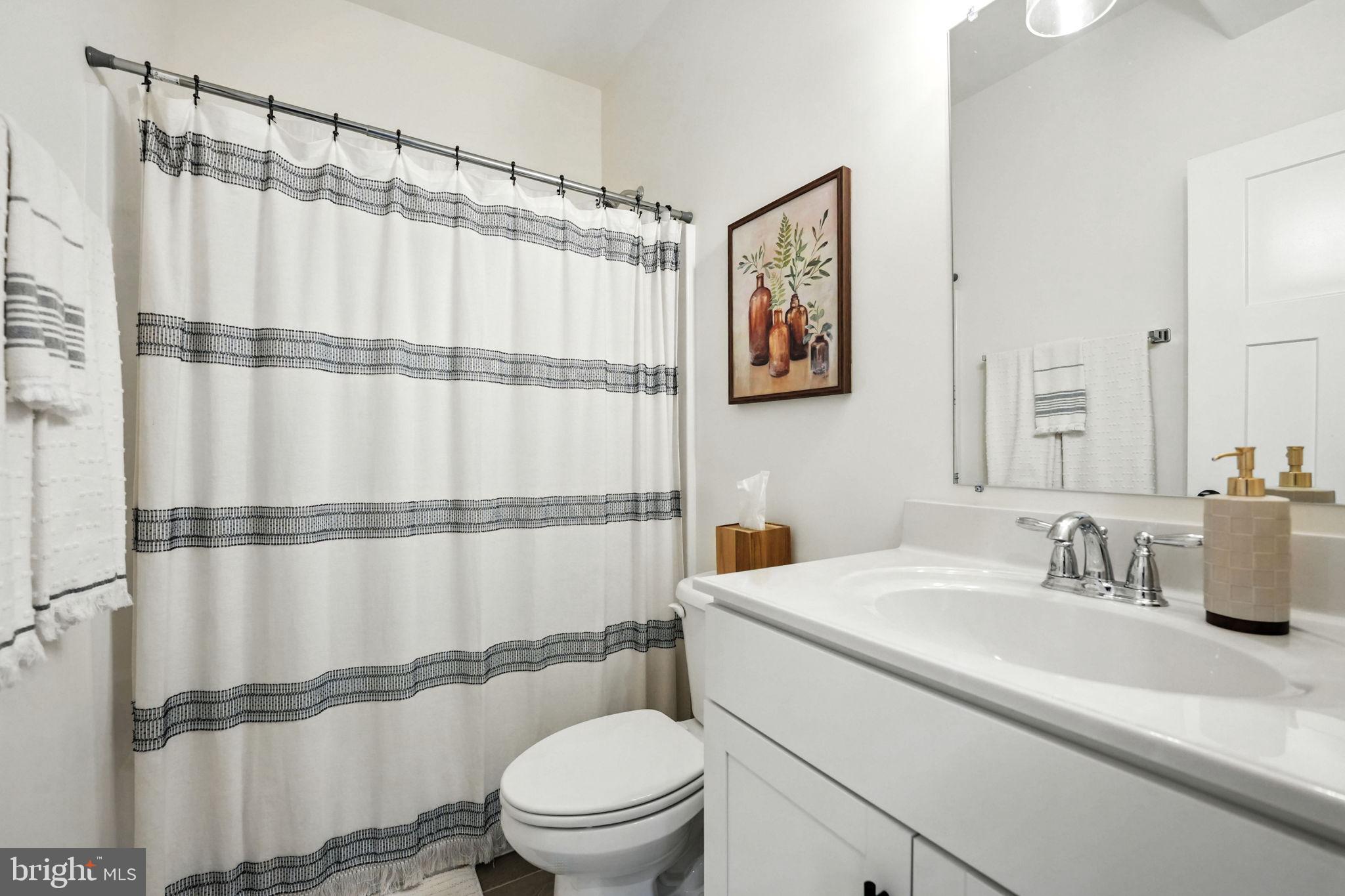 LAKE ARROWHEAD - Residential