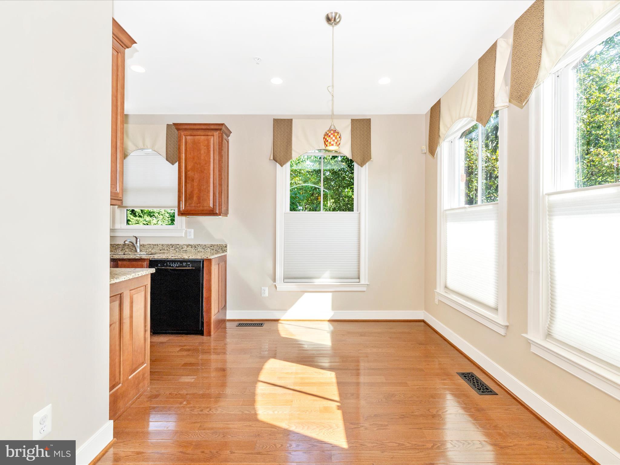 VILLAGES OF URBANA - Residential