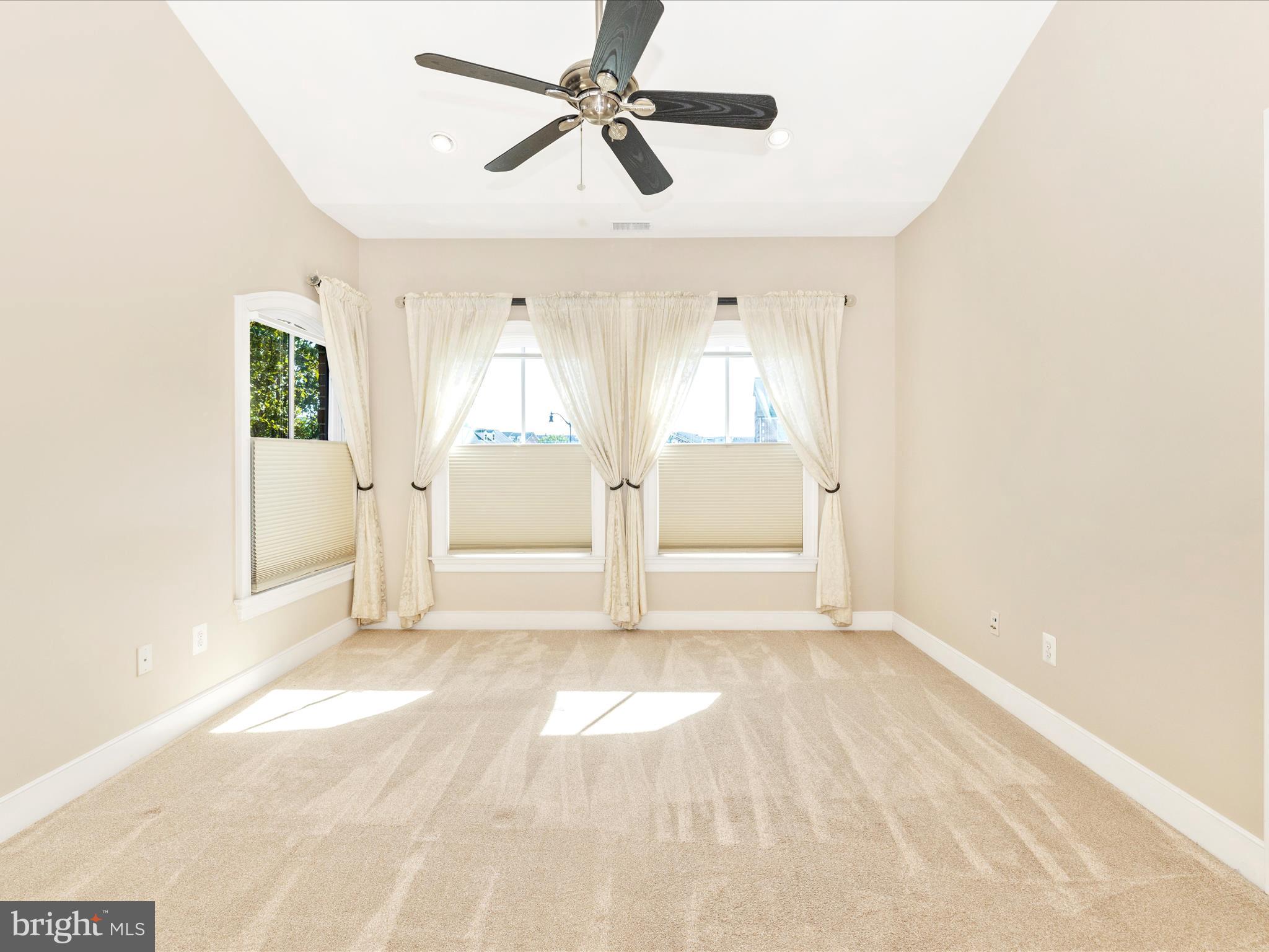 VILLAGES OF URBANA - Residential