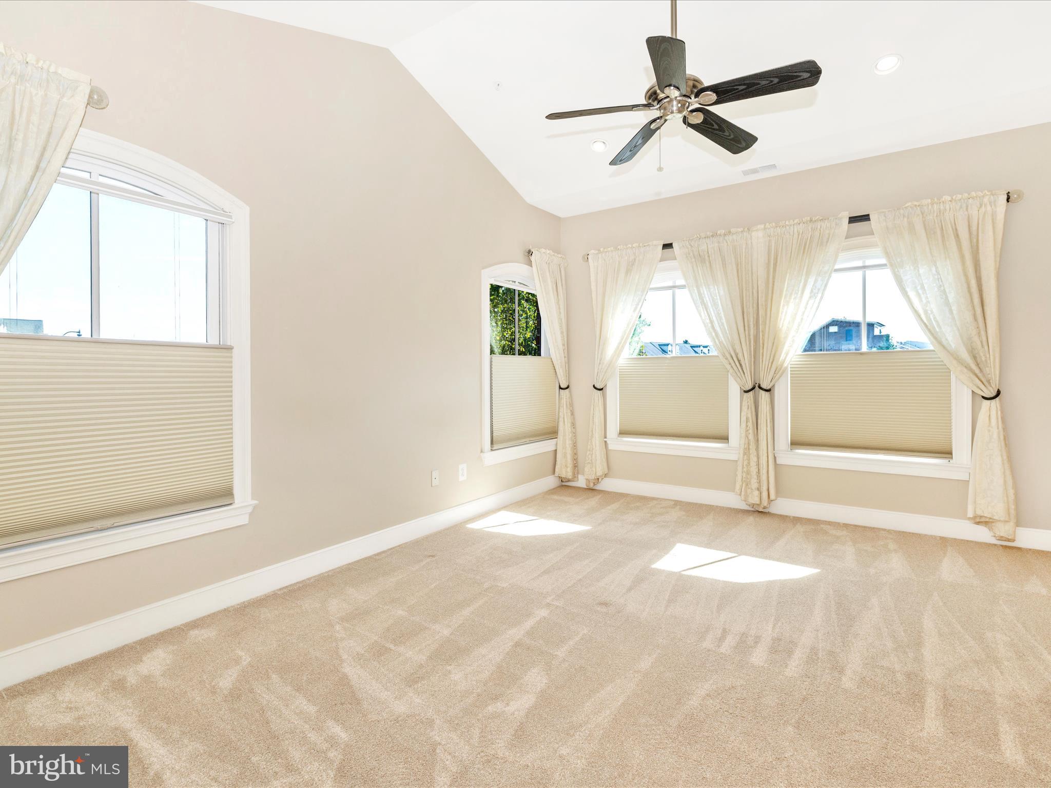 VILLAGES OF URBANA - Residential