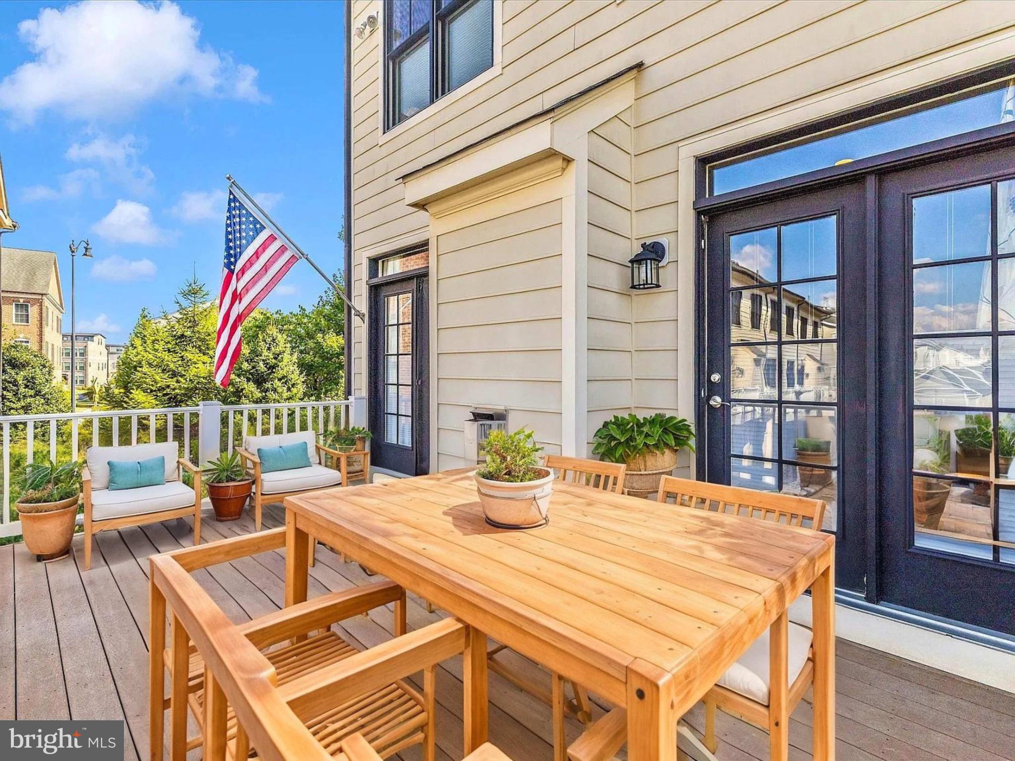 VILLAGES OF URBANA - Residential