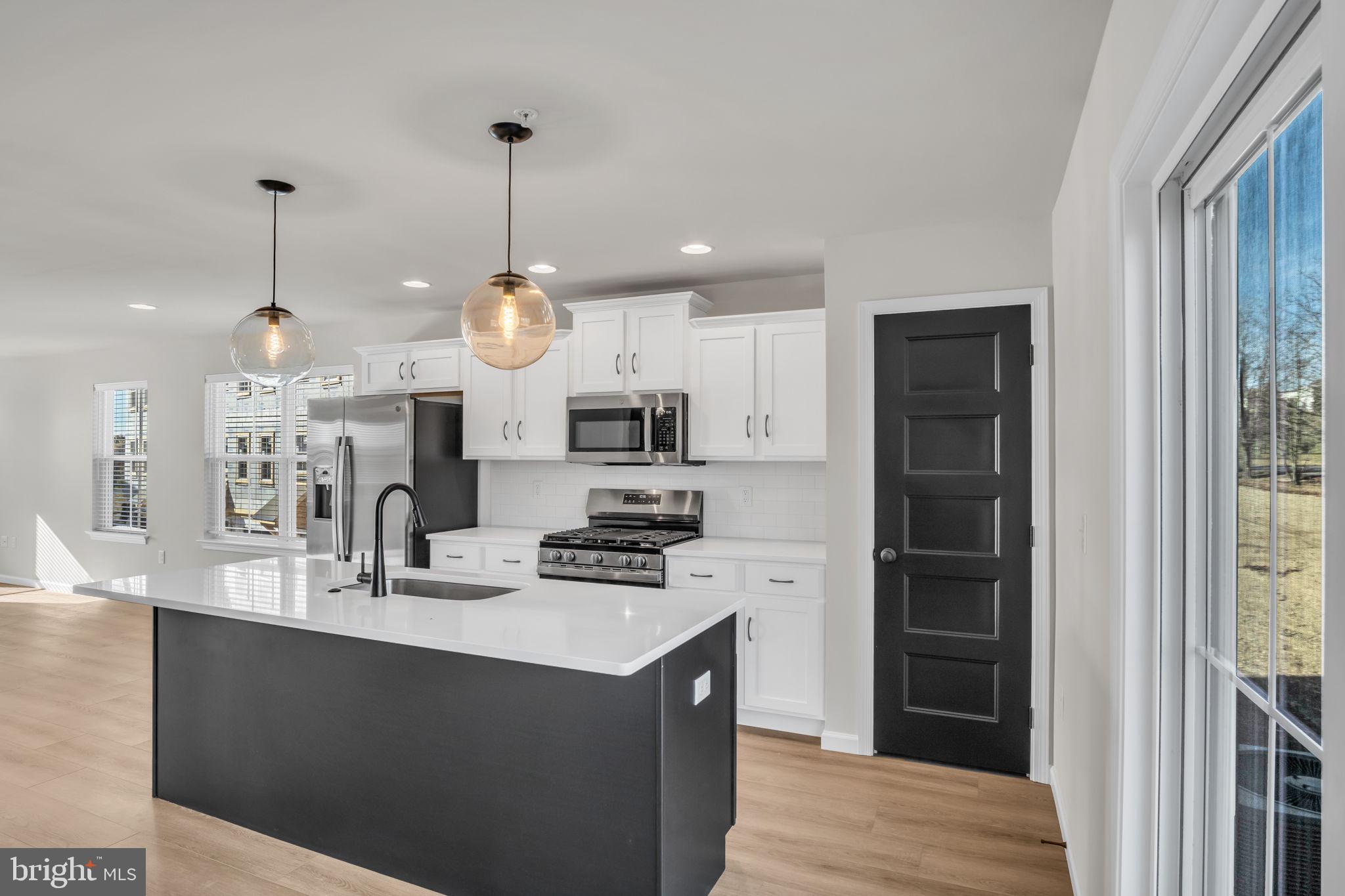 CREEK TERRACE - Residential