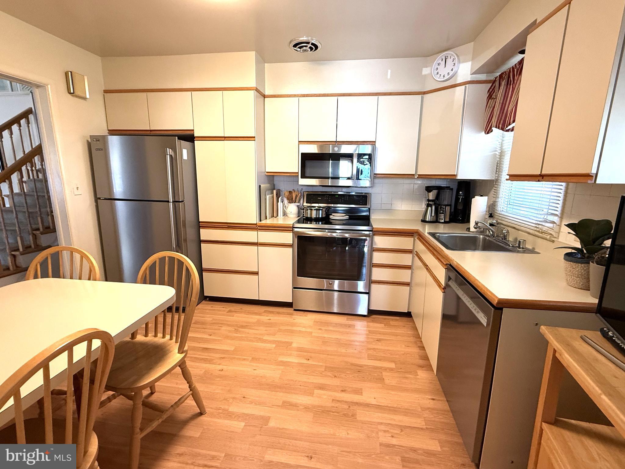 GREEN SPRING MANOR - Residential