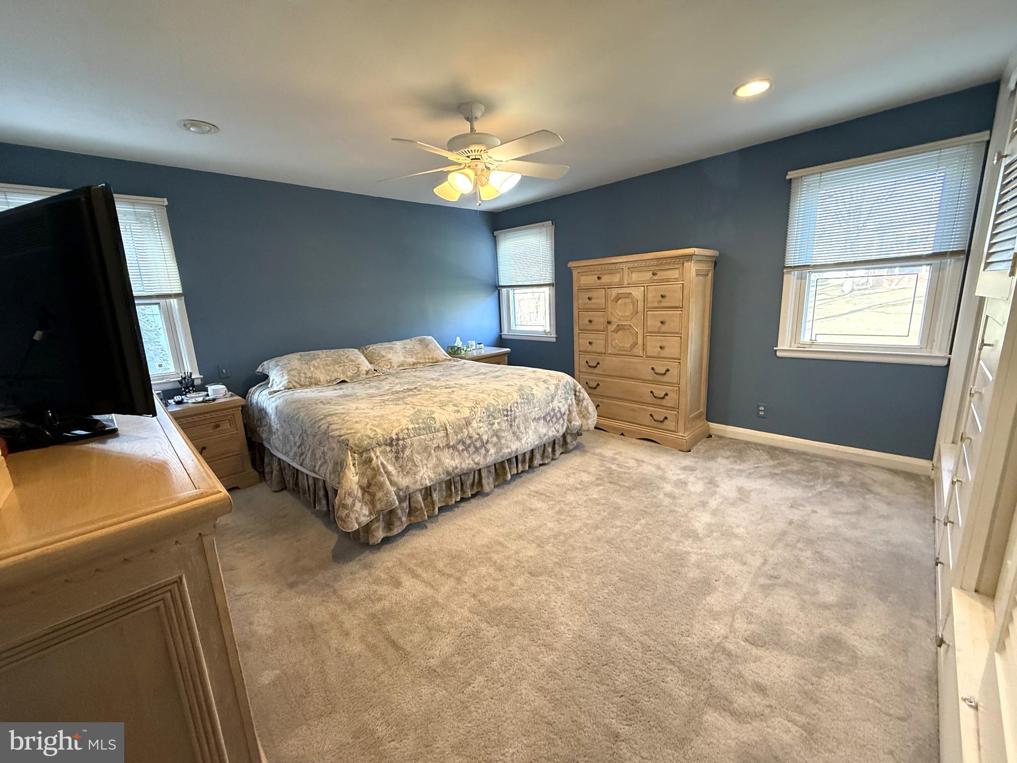 GREEN SPRING MANOR - Residential