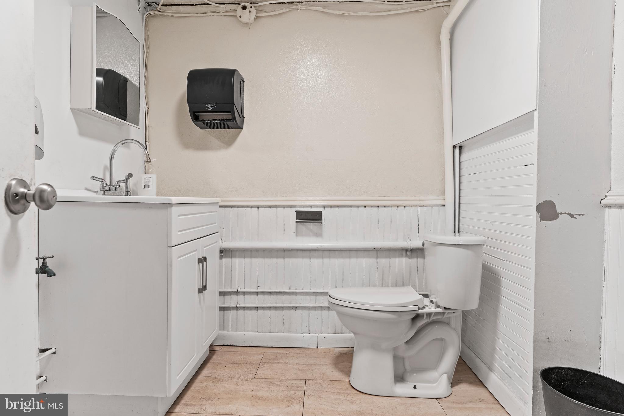 300-302 MARKET STREET