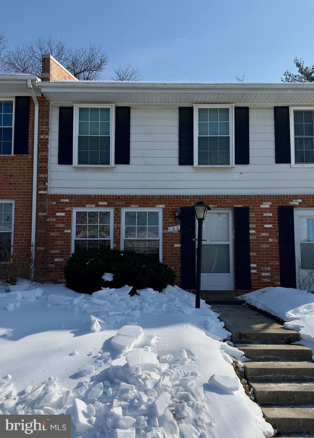 PEMBROOK OF LOUDOUN - Residential