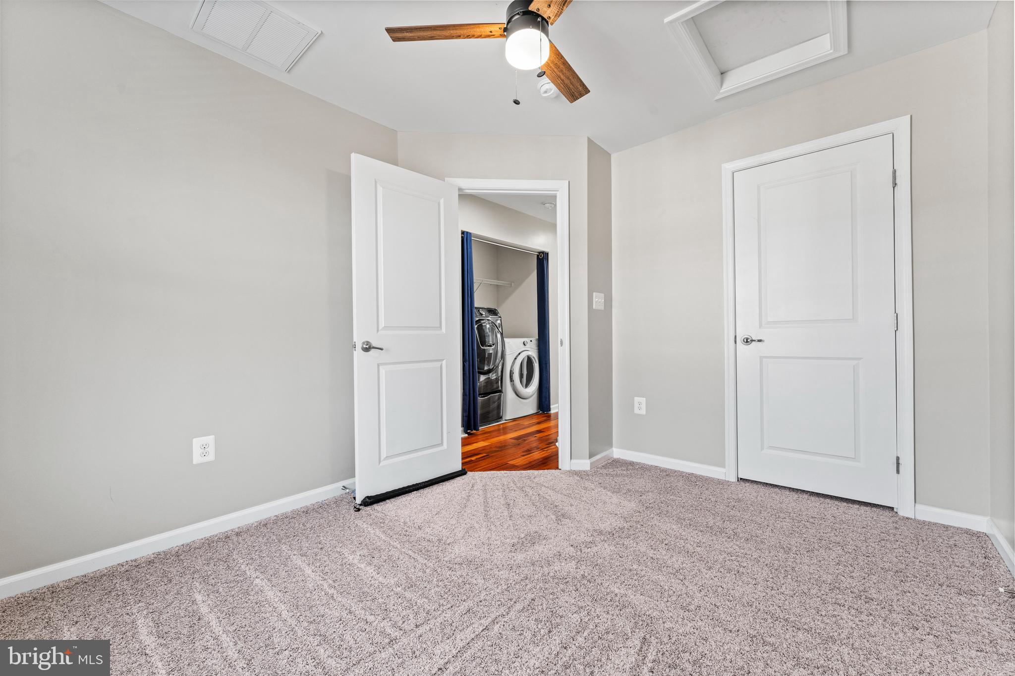 RAPPAHANNOCK LANDING - Residential Lease