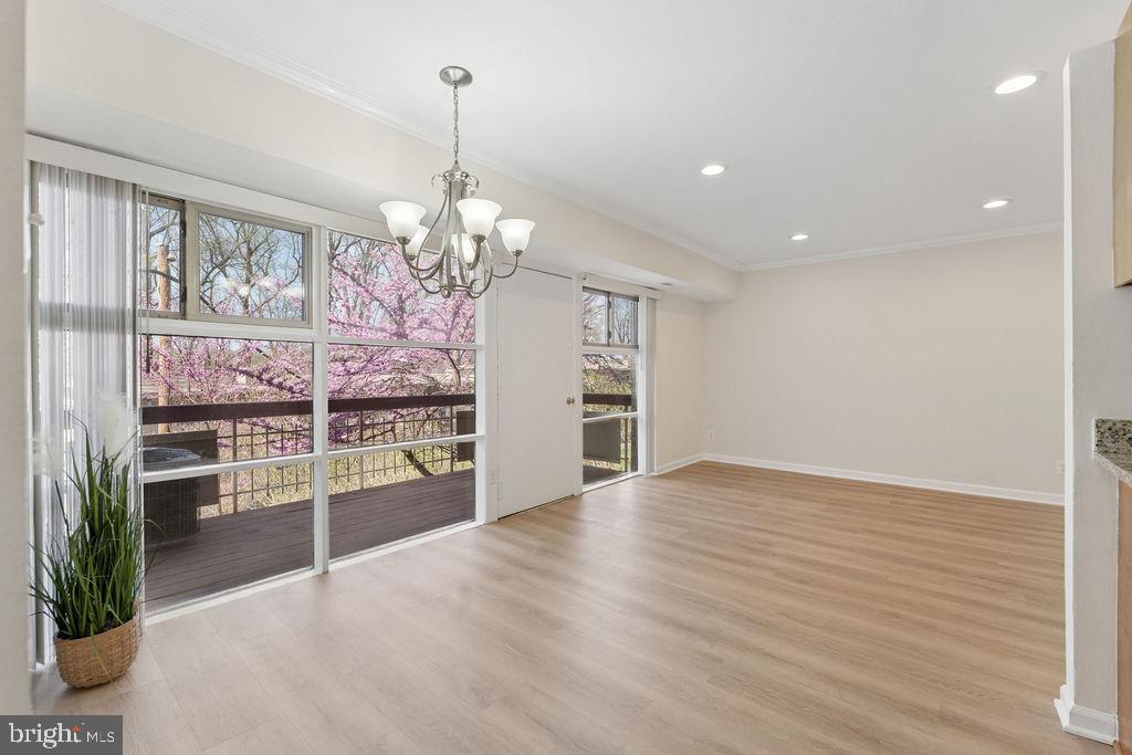 HERITAGE WOODS - Residential