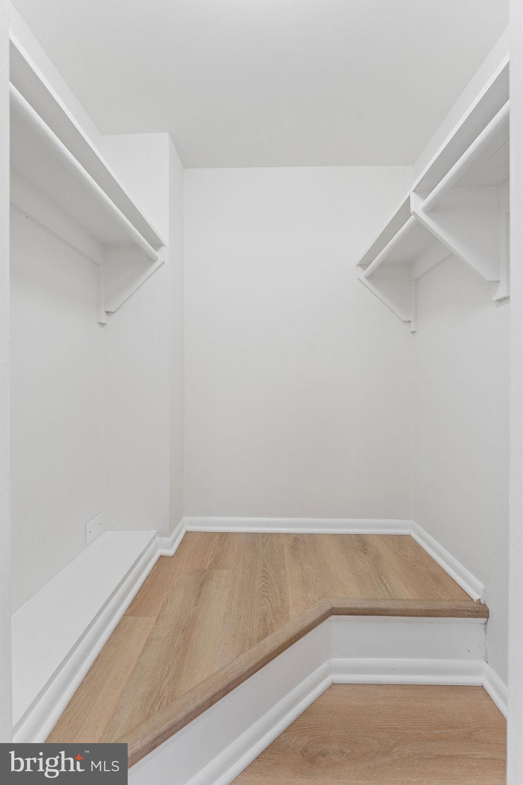 HERITAGE WOODS - Residential