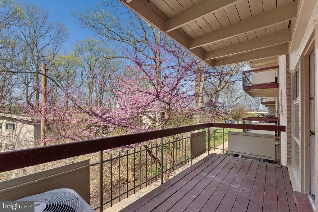 HERITAGE WOODS - Residential