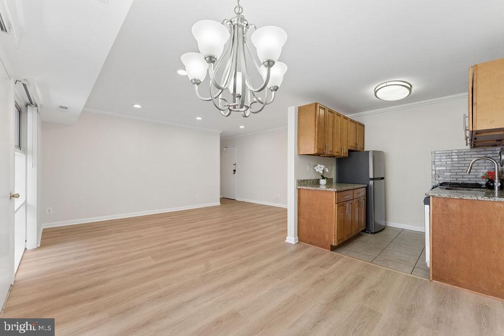 HERITAGE WOODS - Residential