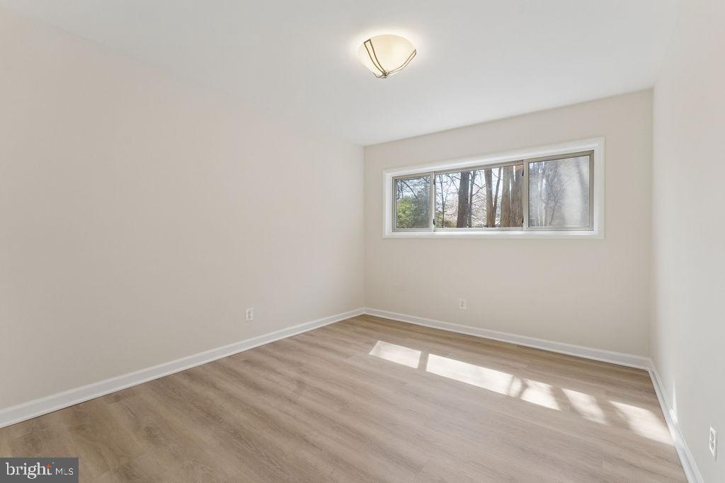 HERITAGE WOODS - Residential