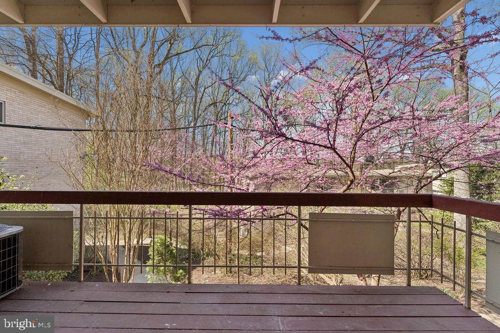 HERITAGE WOODS - Residential