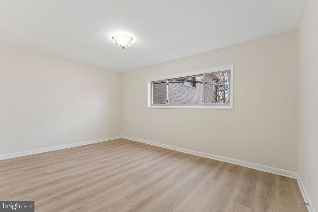 HERITAGE WOODS - Residential