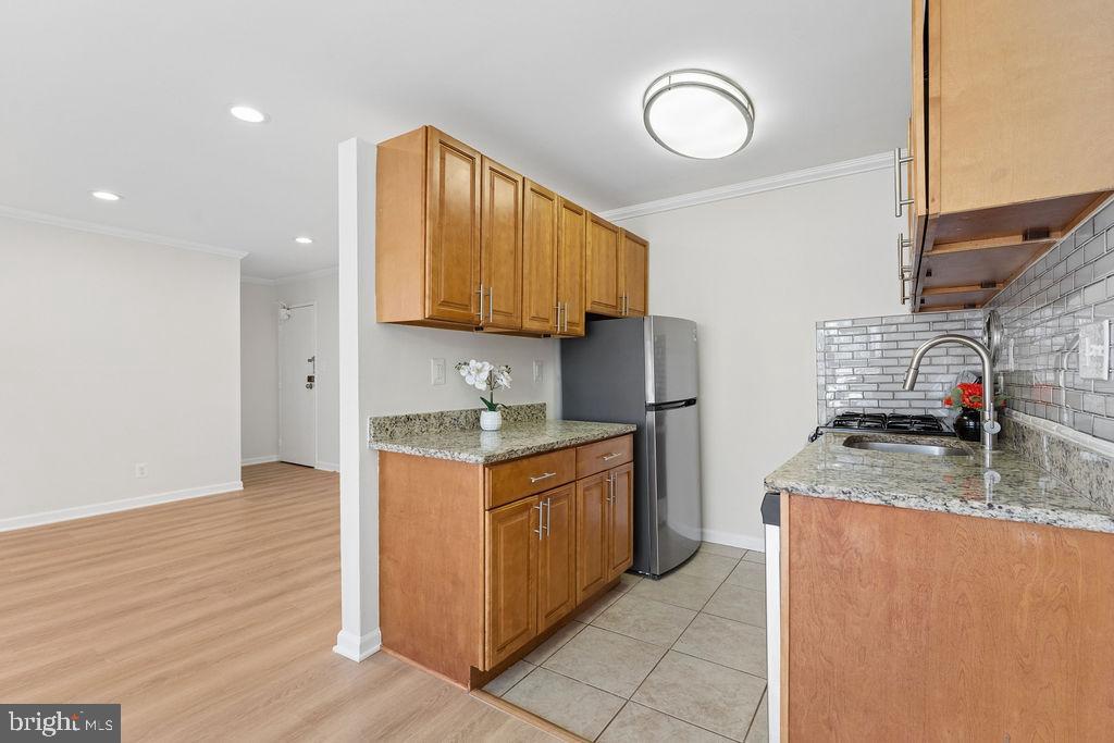 HERITAGE WOODS - Residential