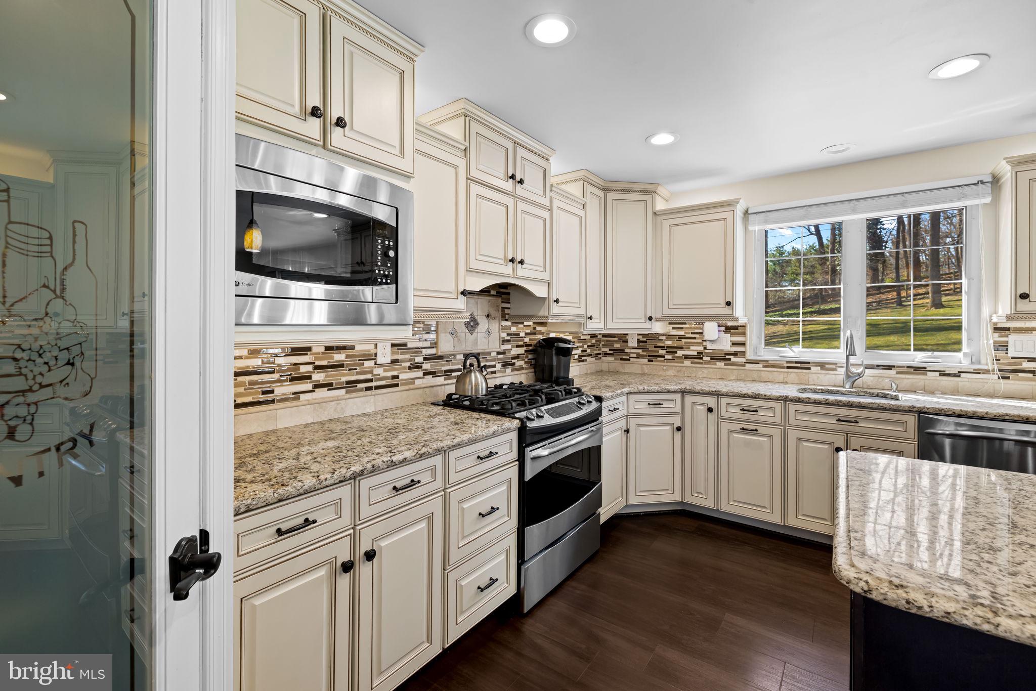 VALLEY WOOD - Residential