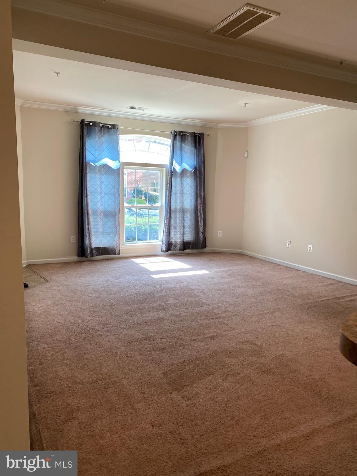 VIRGINIA LANDING - Residential