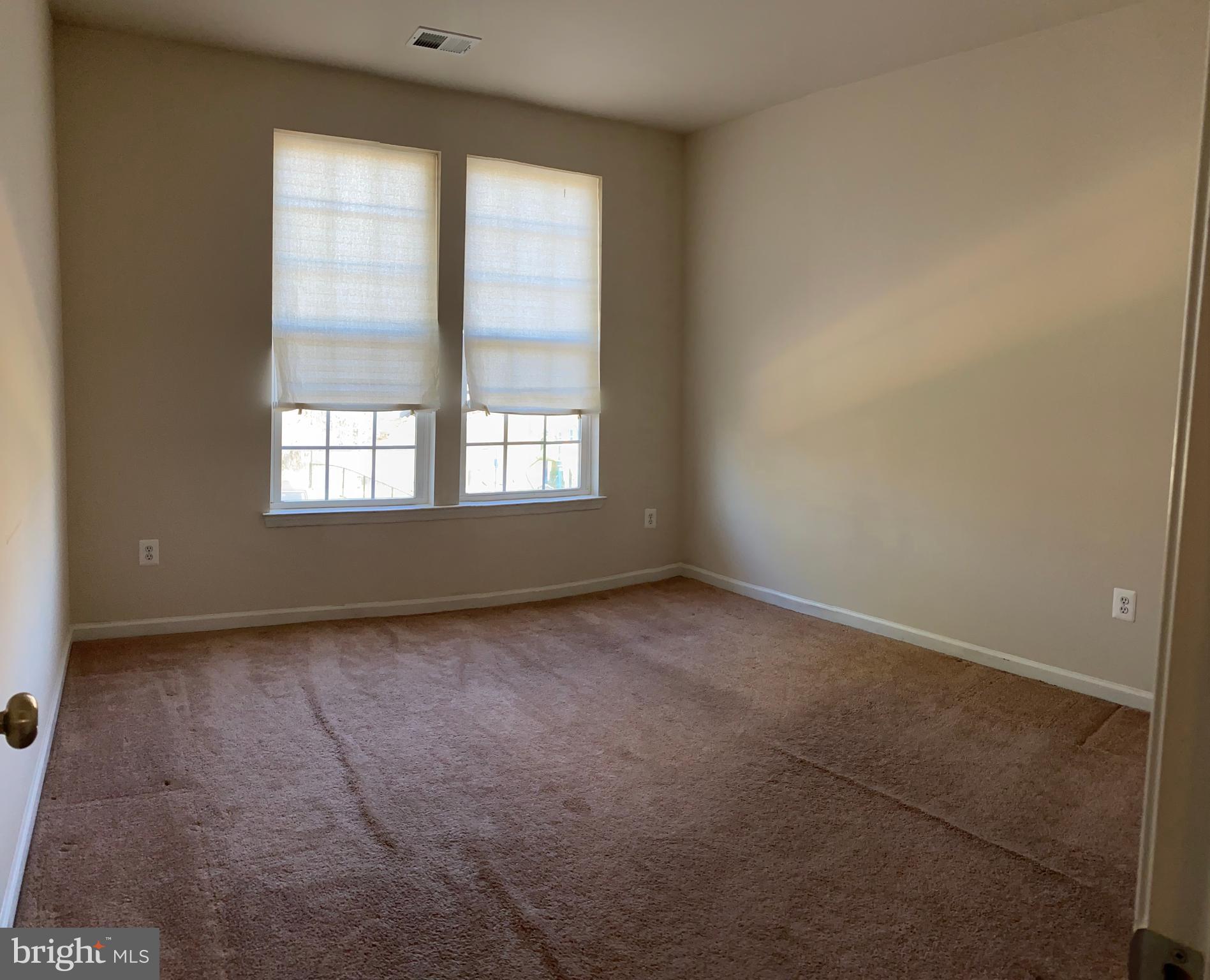 VIRGINIA LANDING - Residential