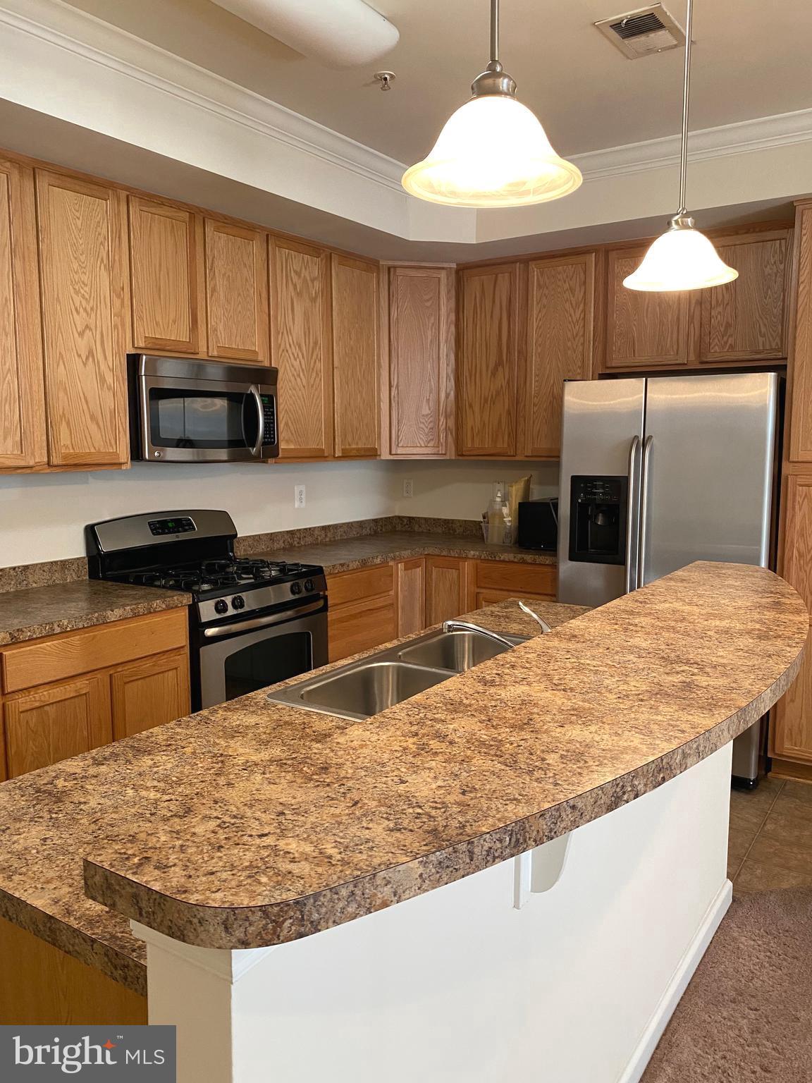 VIRGINIA LANDING - Residential