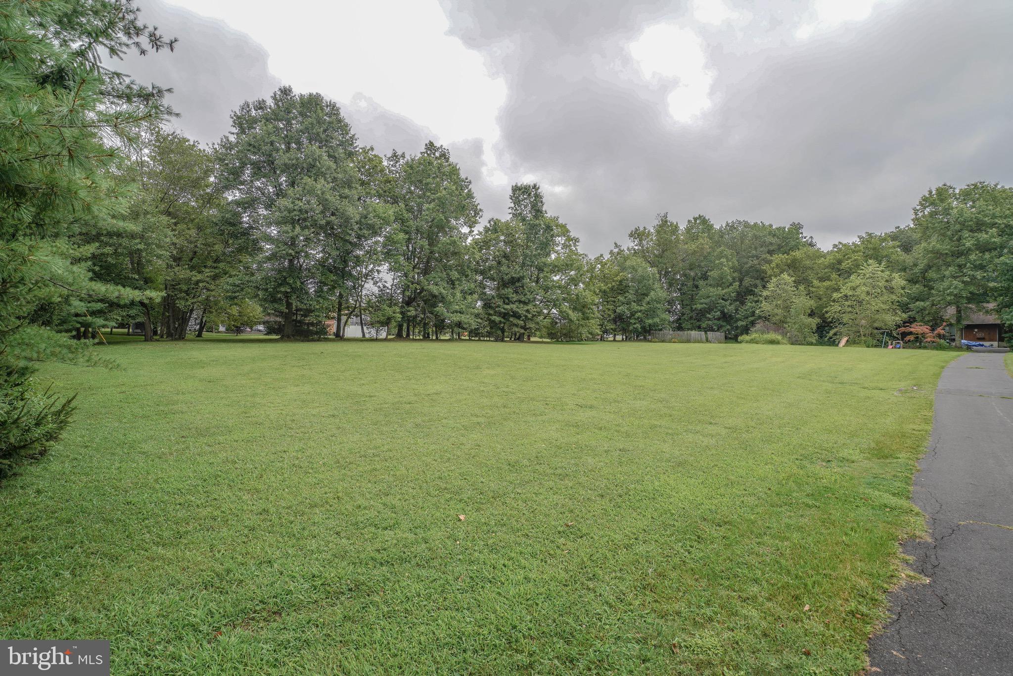 KINTNERSVILLE - Residential