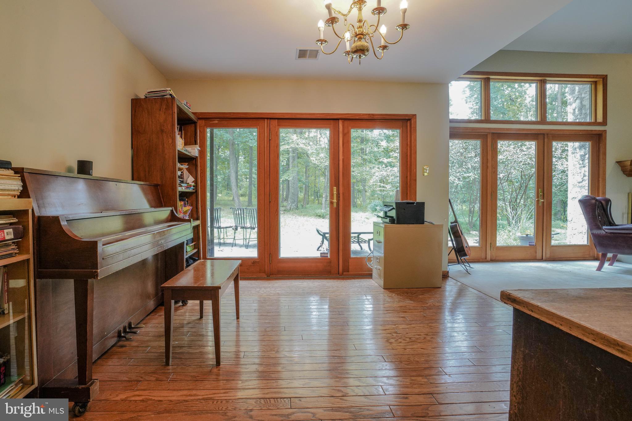 KINTNERSVILLE - Residential