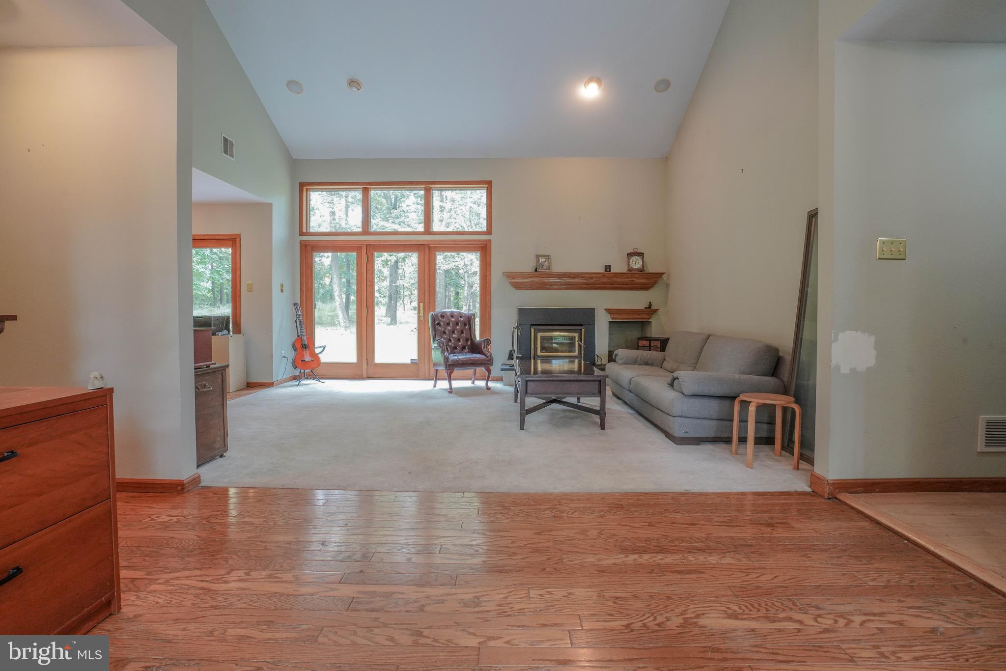 KINTNERSVILLE - Residential
